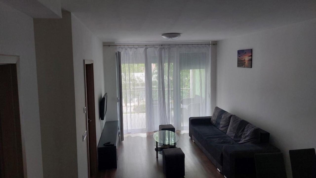 Lido Riviera Apartman Balatonlelle Εξωτερικό φωτογραφία