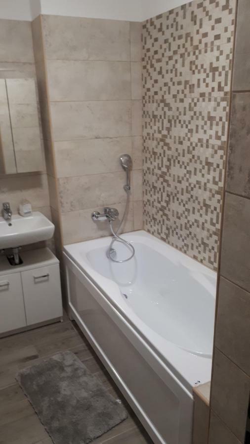 Lido Riviera Apartman Balatonlelle Εξωτερικό φωτογραφία