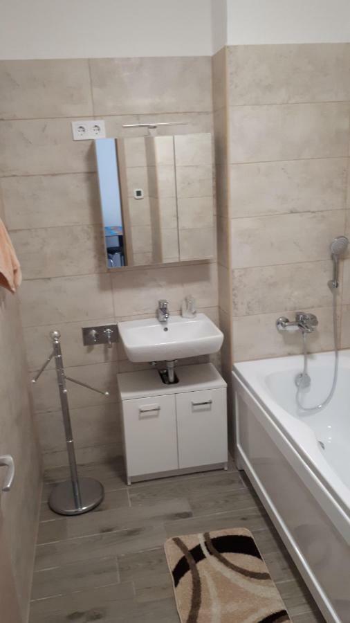 Lido Riviera Apartman Balatonlelle Εξωτερικό φωτογραφία